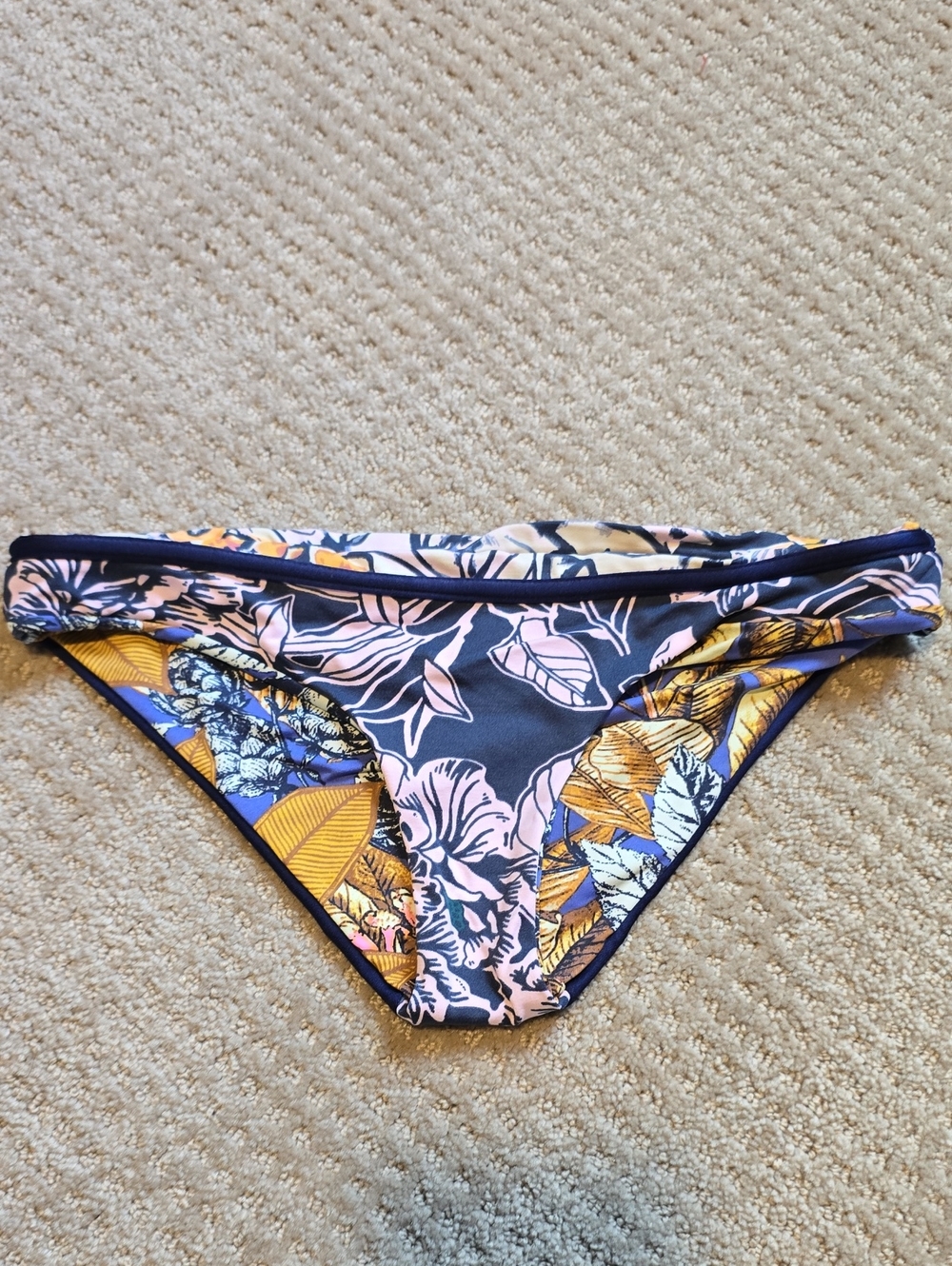 Maaji Low Rise Womens Bikini Bottom Reversible Small